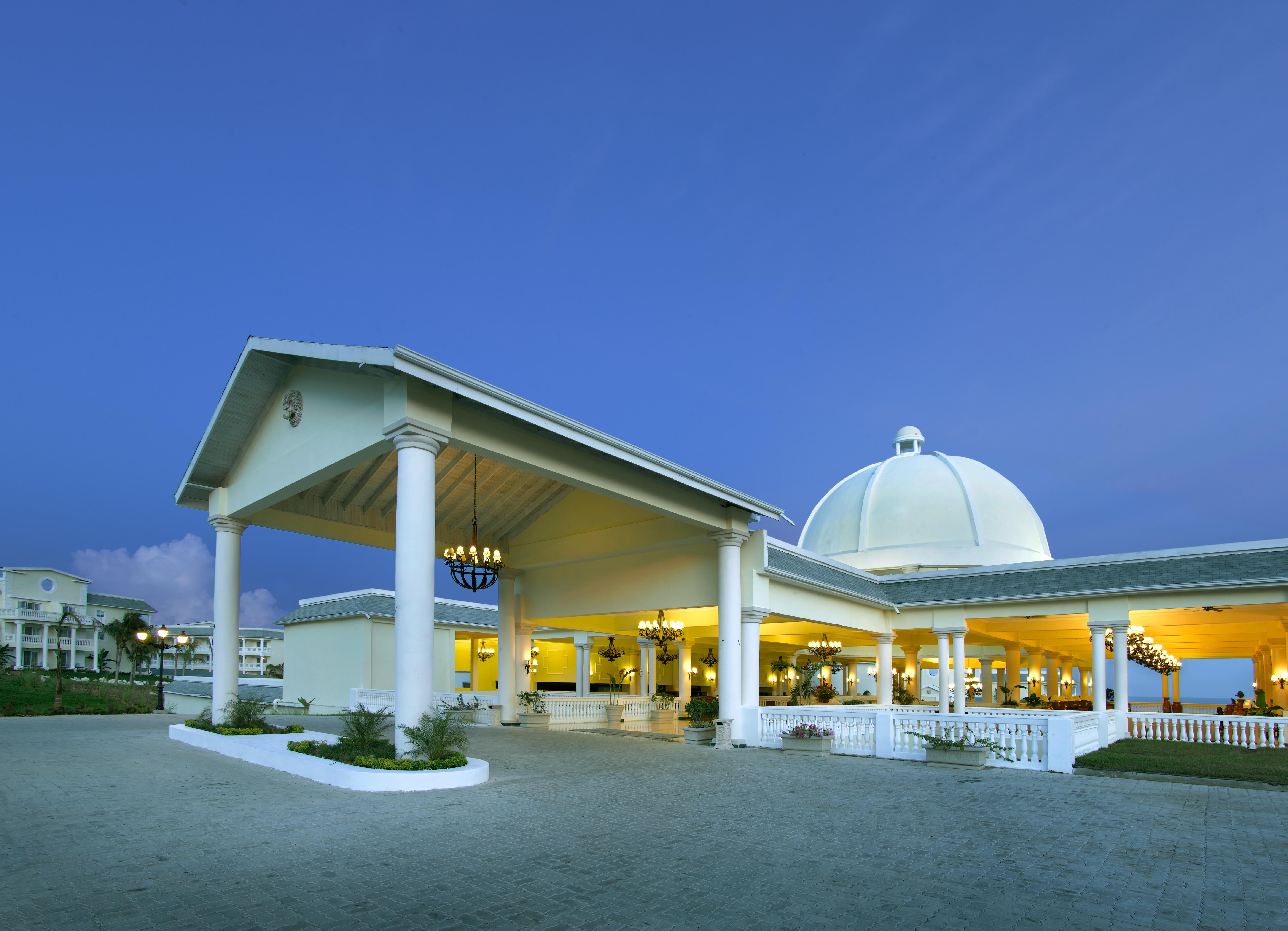 Grand Palladium Lady Hamilton Resort & Spa Lucea Exterior photo