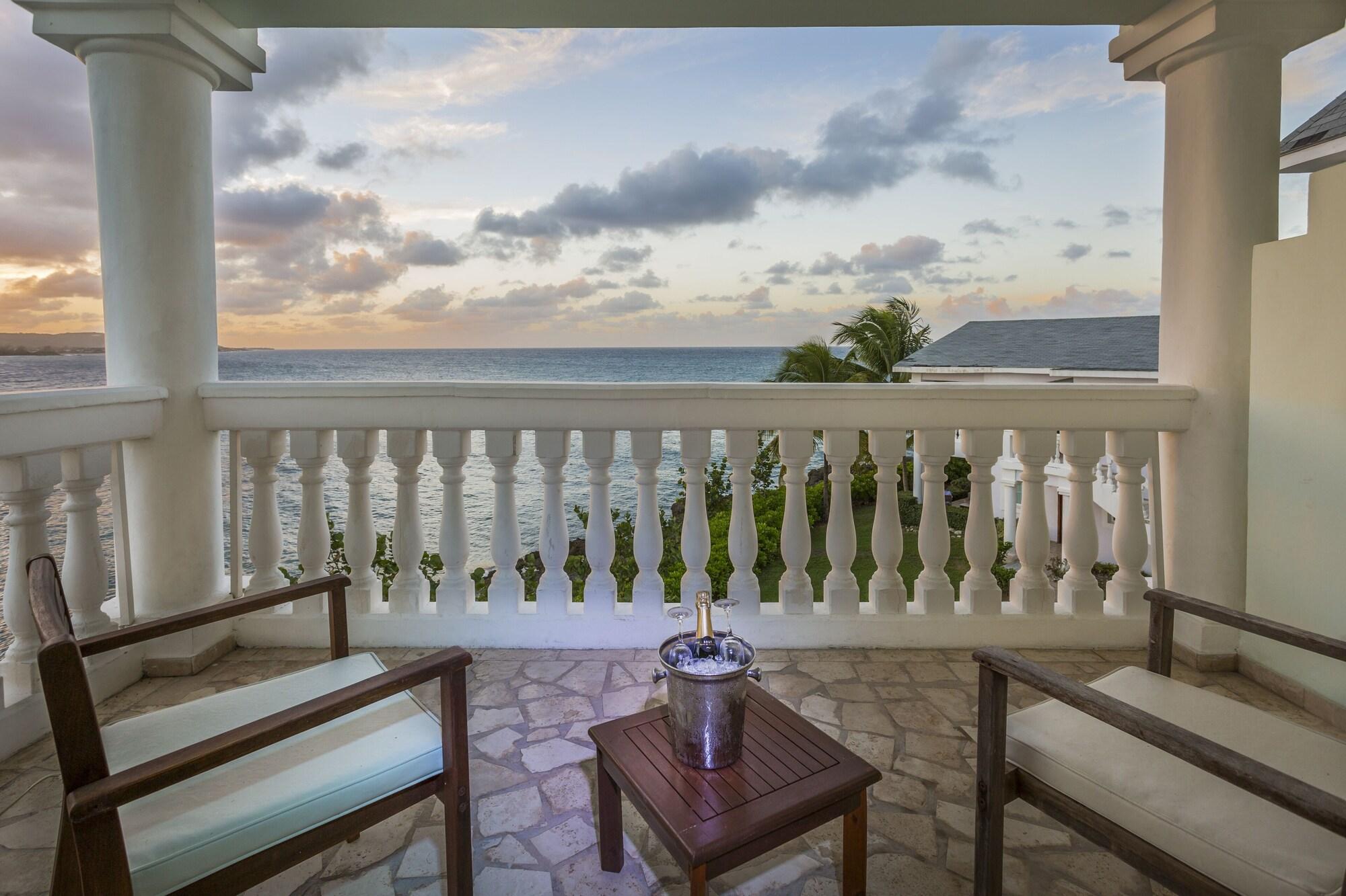 Grand Palladium Lady Hamilton Resort & Spa Lucea Exterior photo