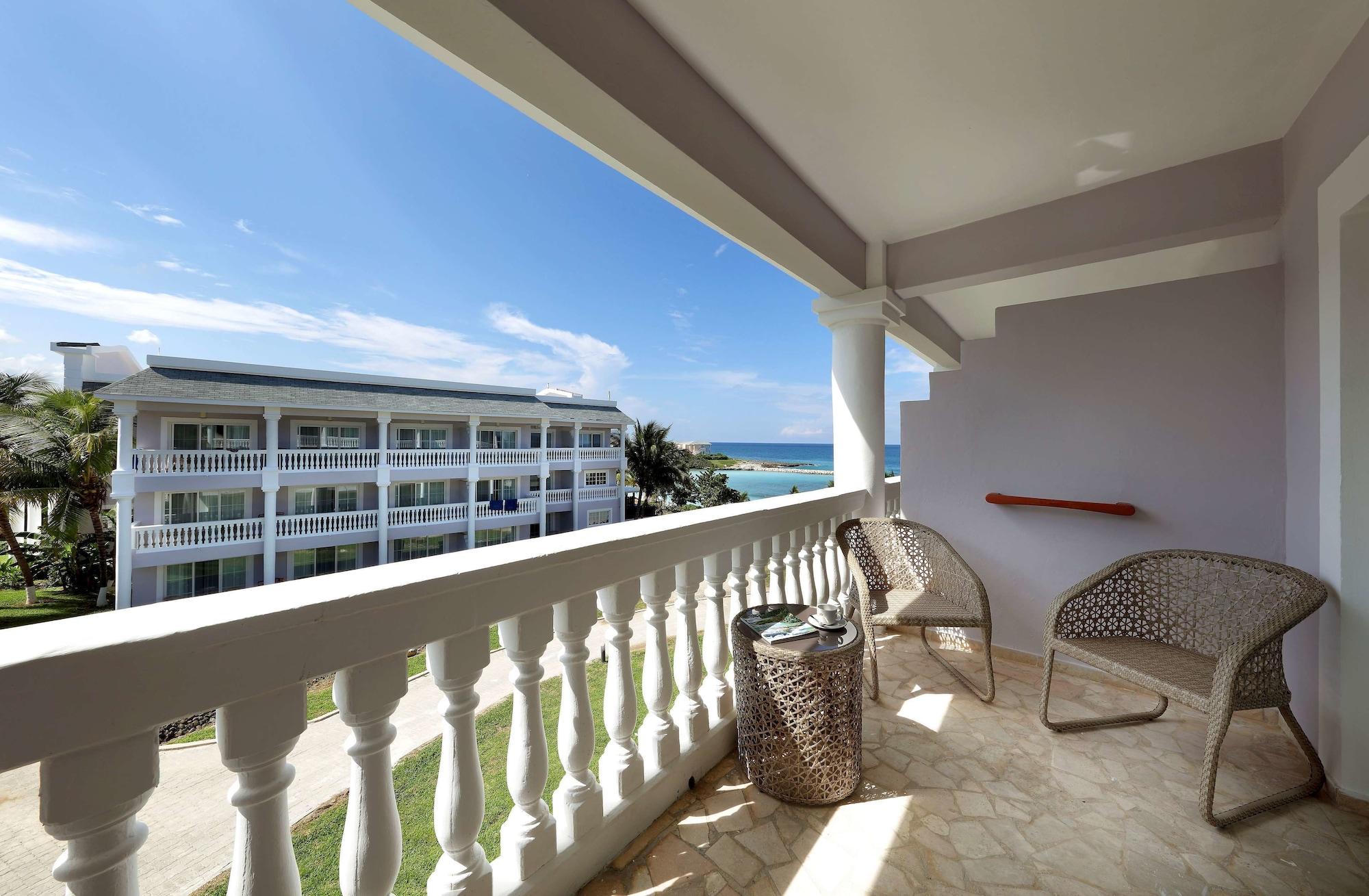 Grand Palladium Lady Hamilton Resort & Spa Lucea Exterior photo